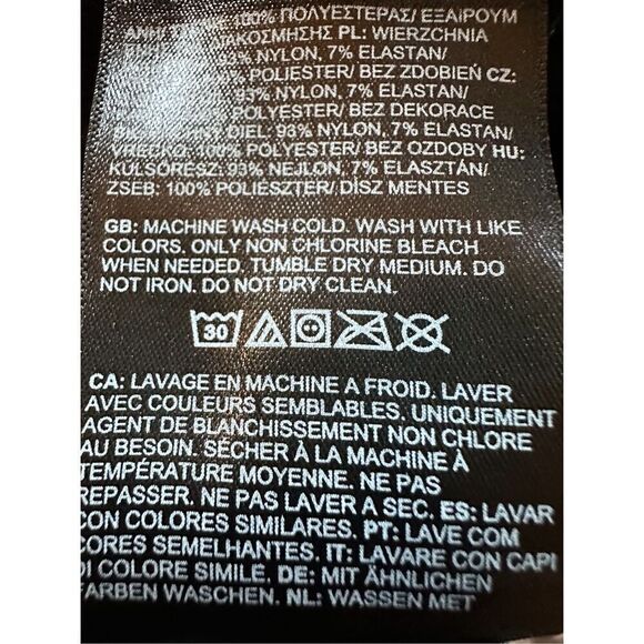 The North Face women’s black running shorts size S/P #6-1528 - Picture 6 of 7